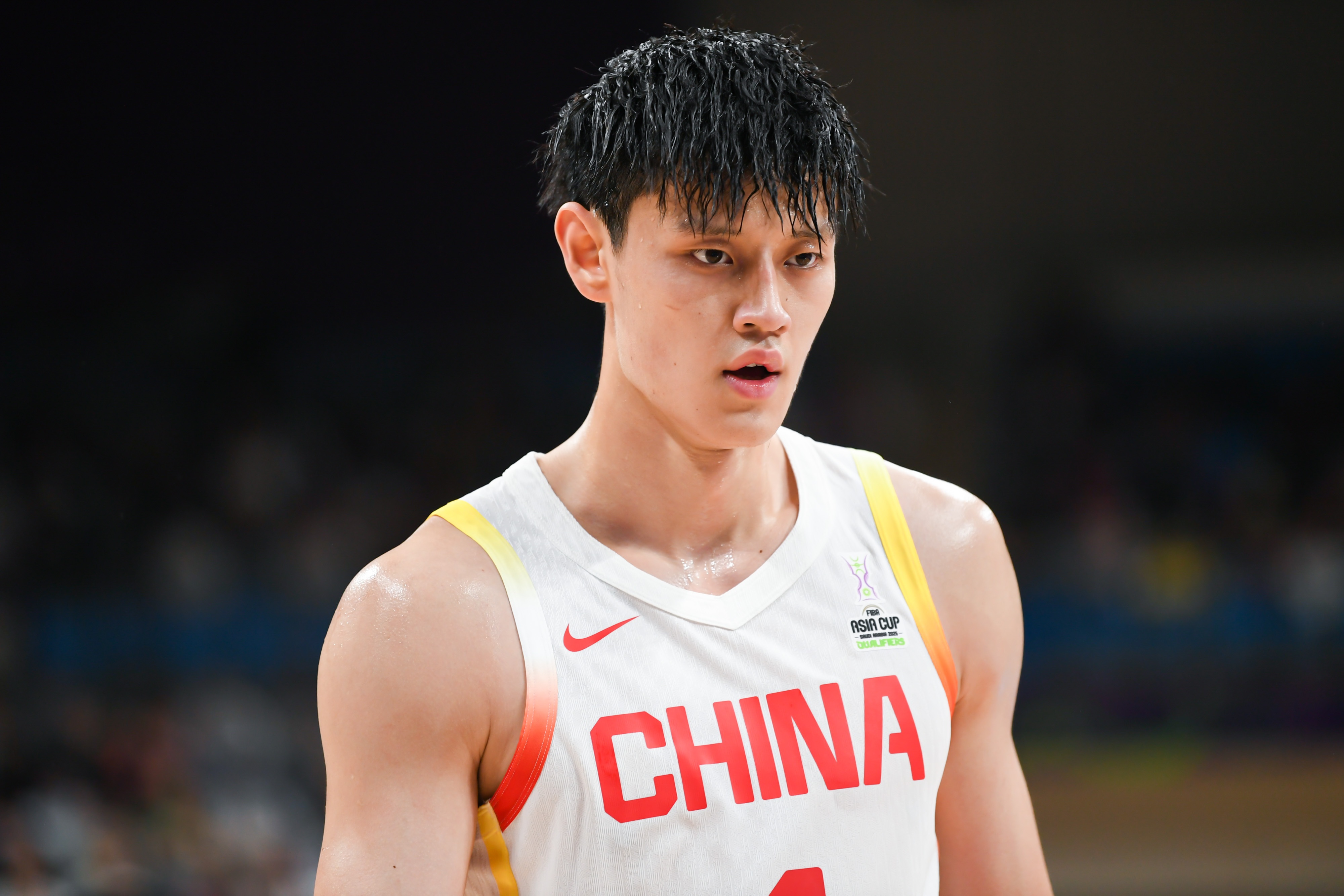 麦穗丰:曾凡博打得漂亮&胡金秋很稳 他俩是上半场男篮基本盘
